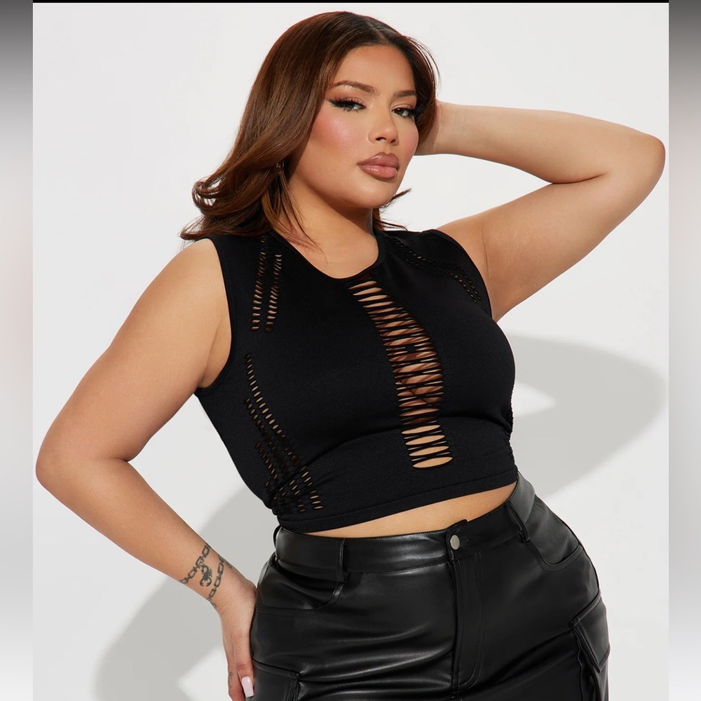 Fashion Nova Cut Out Top